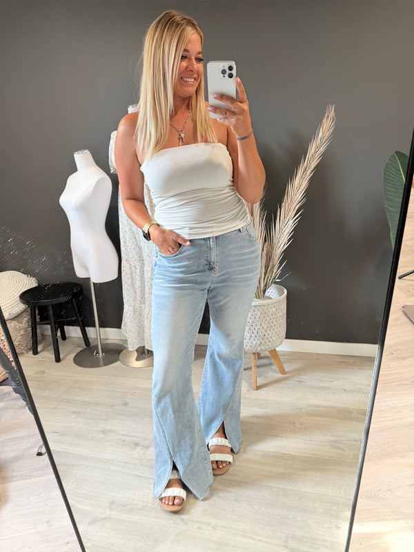 Froya Front Slit Denim [ Size 13 ]