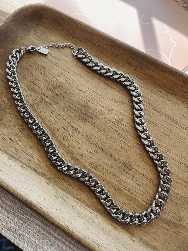 Take Stage Silver Chain Necklace