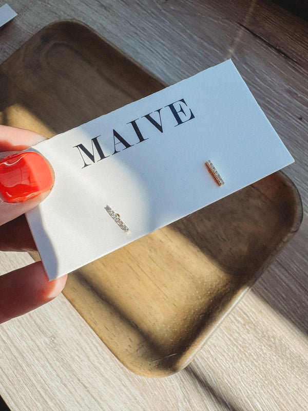 Pave Bar Studs