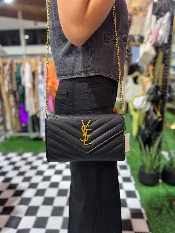Quilted Design Clutch