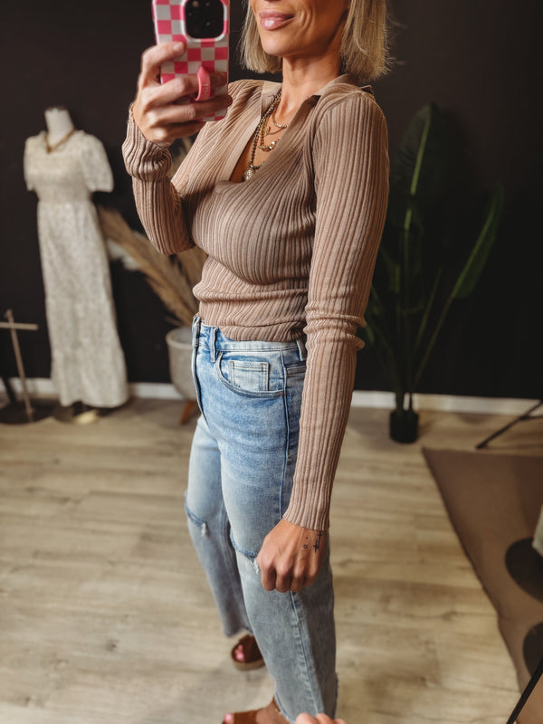 Adora Collared Top [ small ]