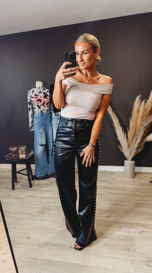 Jordett Off Shoulder Top [ sand ]