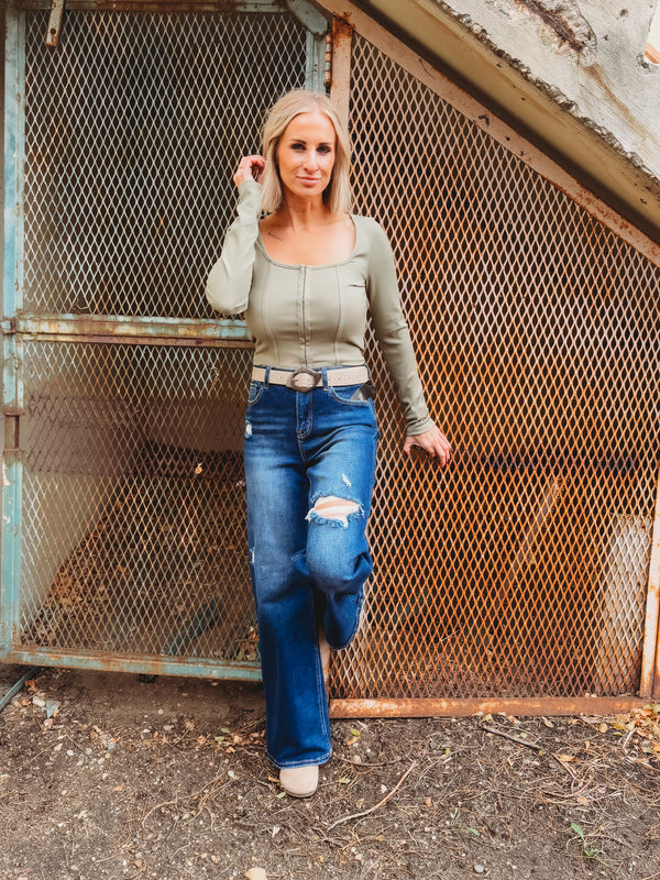 Hadley Long Sleeve Front Hook Top