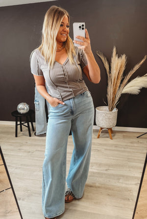 Ava Textured Knit V Neck - The Rack Boutique ⚡️