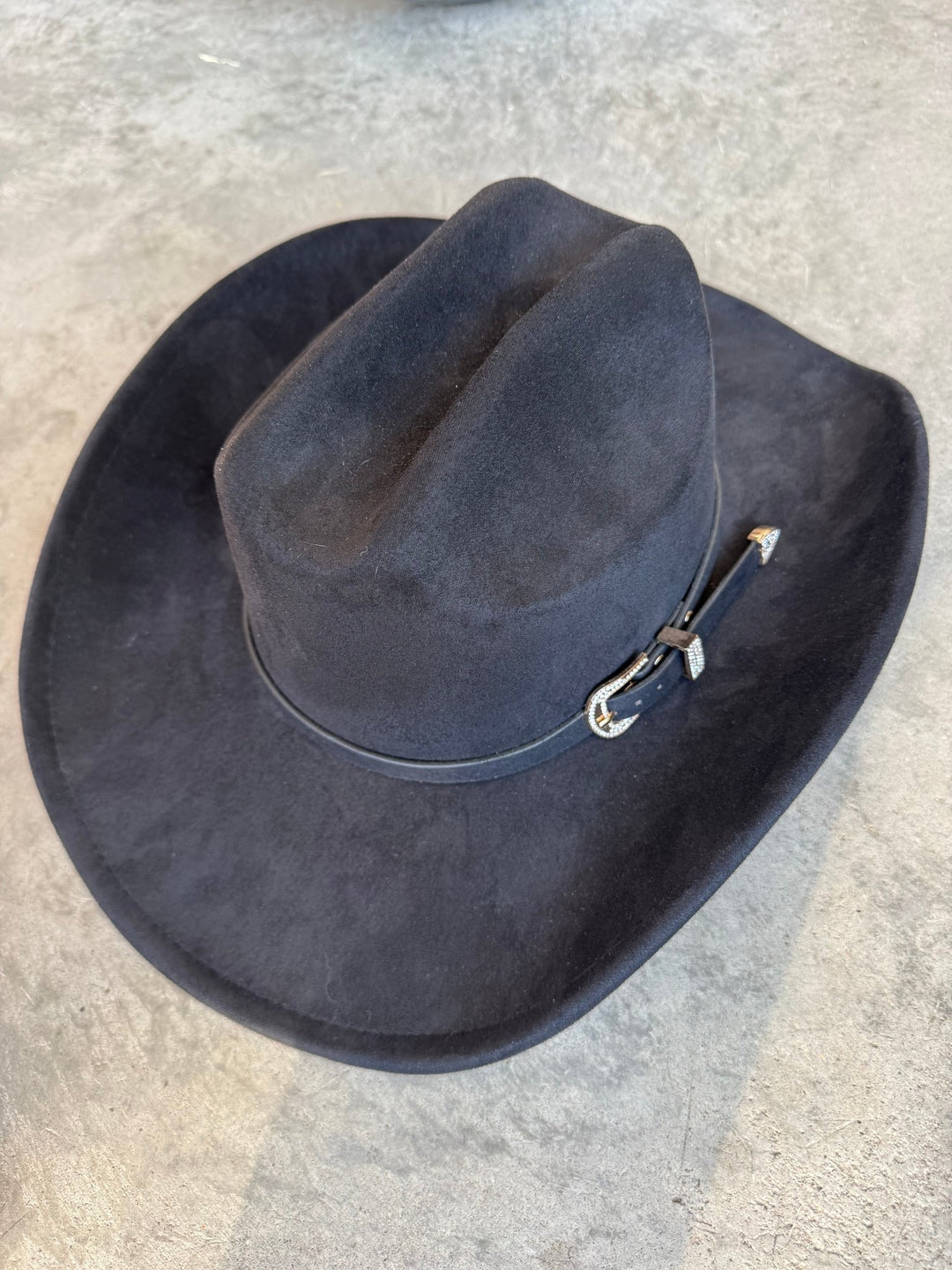 Black Western Hat - The Rack Boutique ⚡️