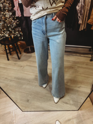 Brand Graphic Tee - The Rack Boutique ⚡️