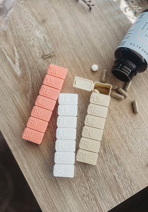 Busy Days Weekly Pill Organizer - The Rack Boutique ⚡️