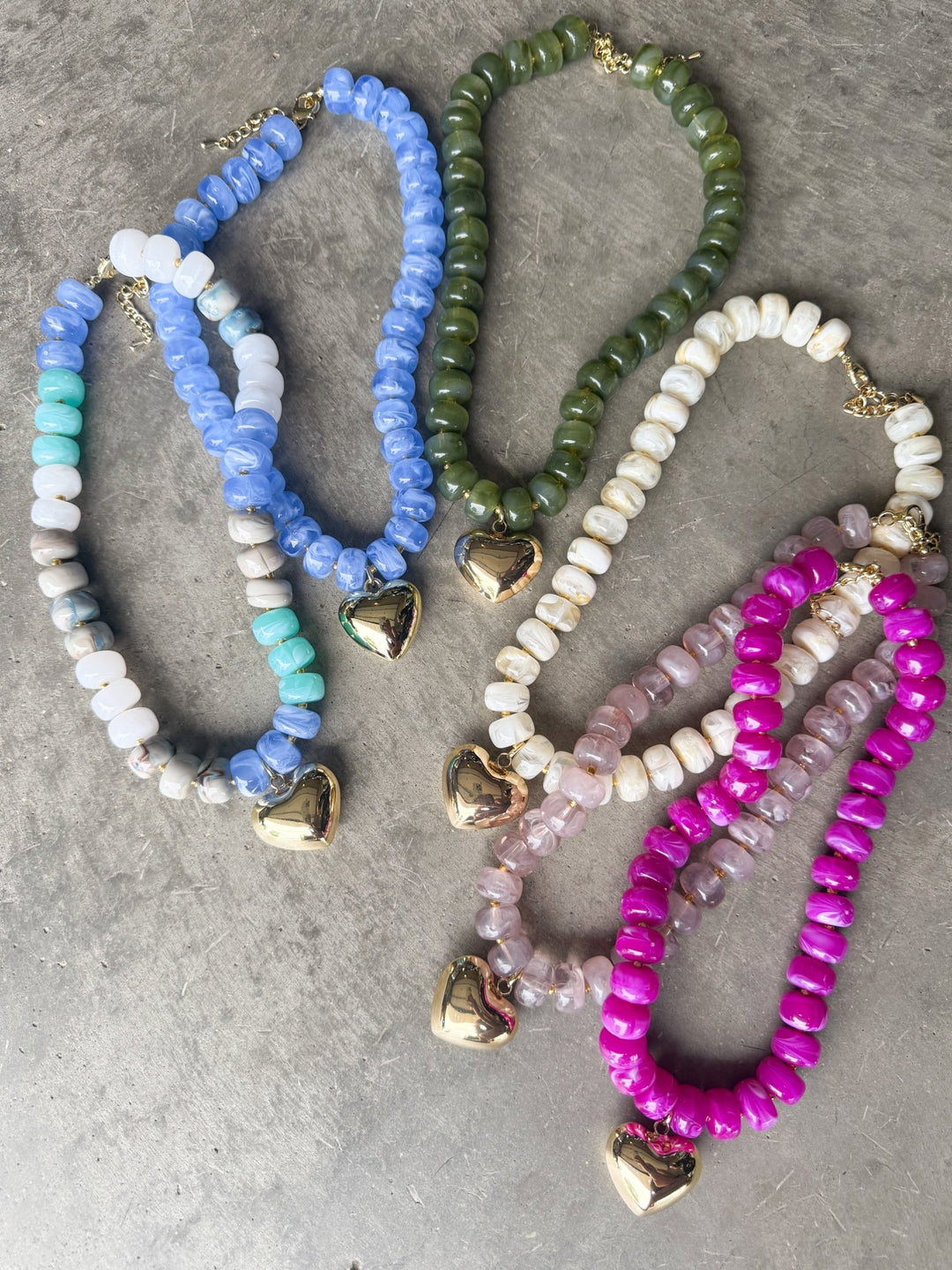 Chunky beaded heart necklace - The Rack Boutique ⚡️