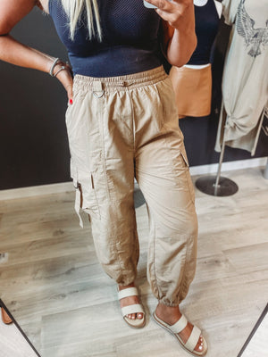 Desert Days Cargo Pants [ size small ] - The Rack Boutique ⚡️