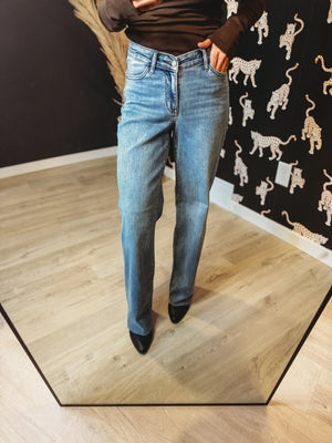 Enna V Front Baggy Judy Blue Denim - The Rack Boutique ⚡️