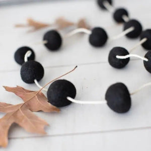 Felt Garland Christmas Decor [ 50% off!!!! ] - The Rack Boutique ⚡️