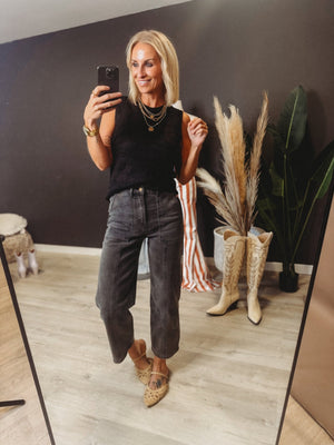 Floral Jaquard Sweater Tank - The Rack Boutique ⚡️