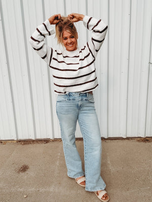Hattie Light Wash Yoke Cut Judy Blue Straight Leg Denim - The Rack Boutique ⚡️