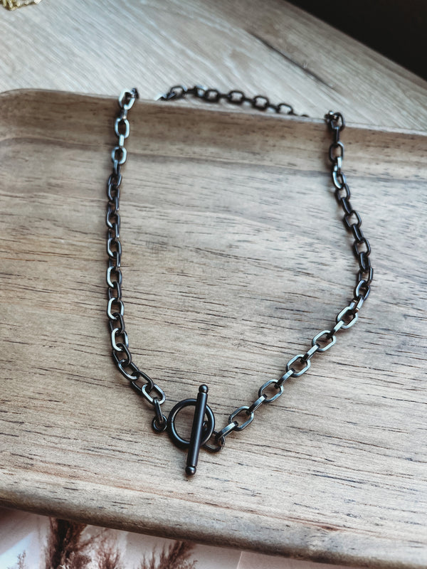 Black Magic Toggle Chain Necklace
