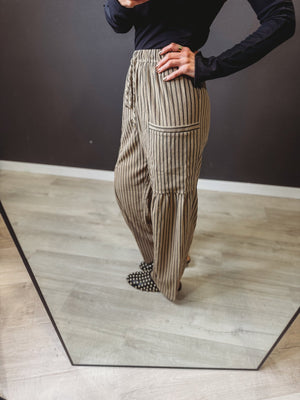 Kade Striped Pants with Pockets - The Rack Boutique ⚡️