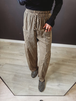 Kade Striped Pants with Pockets - The Rack Boutique ⚡️