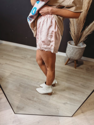 Kaiya Elastic Waist Mid Rise Lace Trim Shorts - The Rack Boutique ⚡️