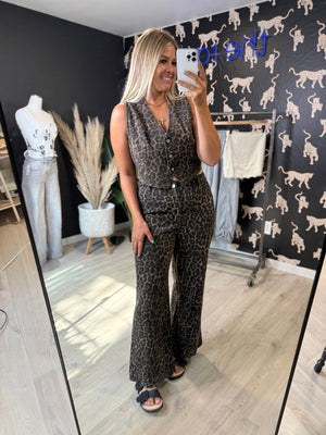 Leopard Wide Leg Denim - The Rack Boutique ⚡️