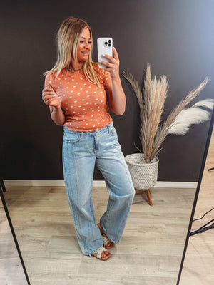 Merrow Coral Daisy Baby Tee - The Rack Boutique ⚡️