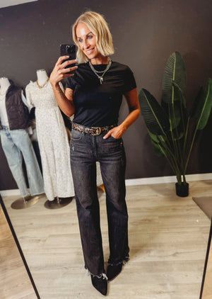 Mulberry Basic Tee [ black ] - The Rack Boutique ⚡️