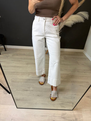 The Amelia High Rise Crop Denim - The Rack Boutique ⚡️