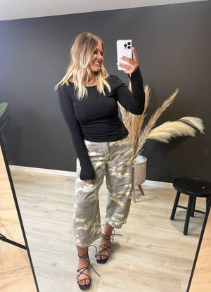 The Deep Cut Back Long Sleeve Top [ 2 colors ] - The Rack Boutique ⚡️