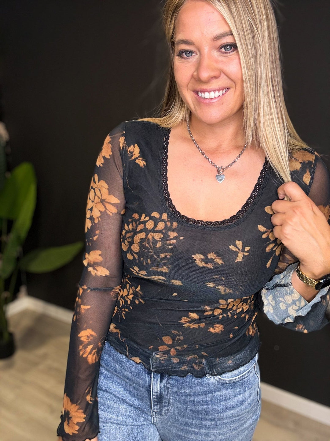 The Rach Floral Scoop Neck - The Rack Boutique ⚡️