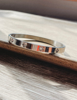 The Words Of Wisdom Silver Bar Bracelet [ Slightly Scratched ] - The Rack Boutique ⚡️