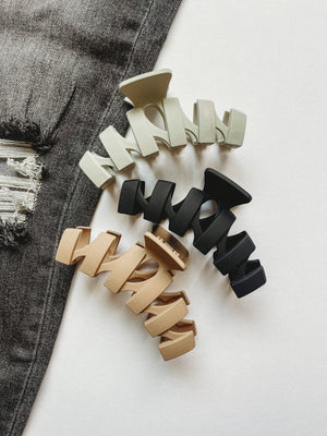 Claw Hair Clips - The Rack Boutique ⚡️